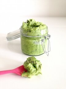 Découvrez mon pesto d&amp;#039;avocat et coriandre! Ultra crémeux et savoureux! Attention aux addictions!